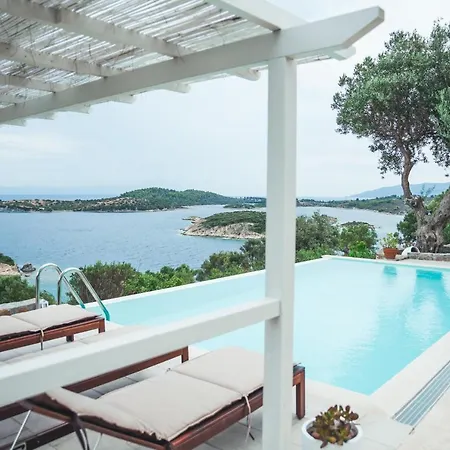 Villa Nissi View *