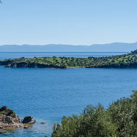 Villa Nissi View